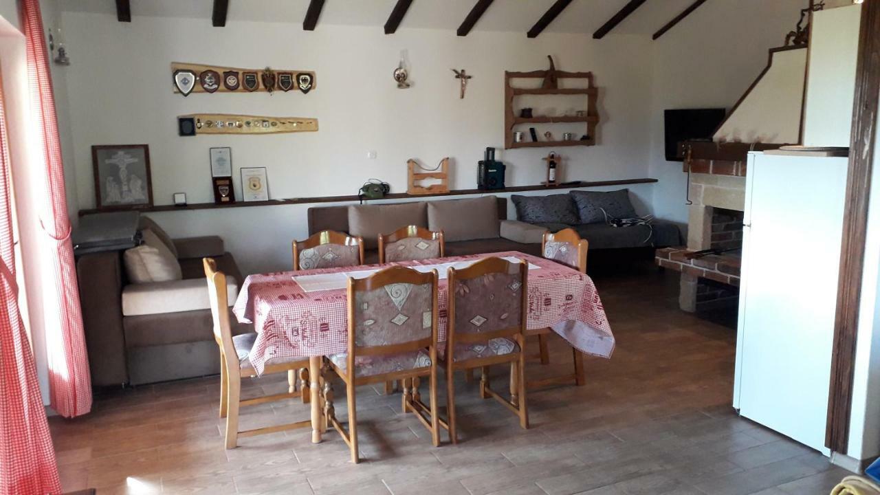 Weekend House Petar Villa Lusnic ภายนอก รูปภาพ