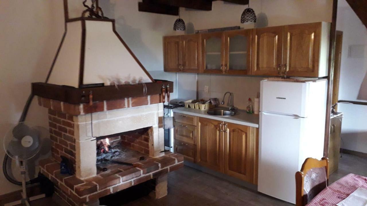 Weekend House Petar Villa Lusnic ภายนอก รูปภาพ